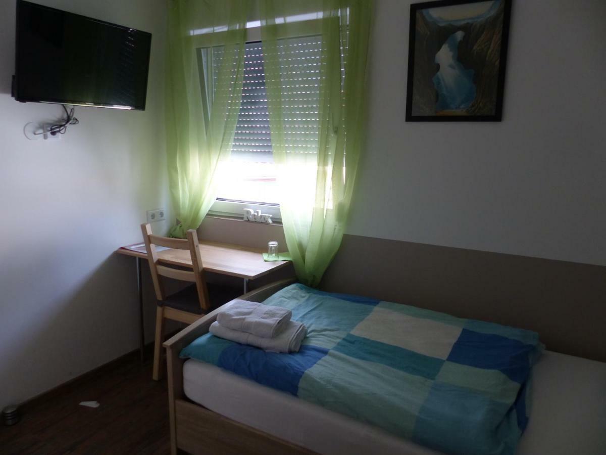 Wellness Pension Salzgrotte Sondernau Buitenkant foto
